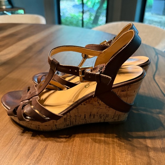 🎂Unisa - Brown Woven Cork Wedges - 7.5 - Picture 4 of 5